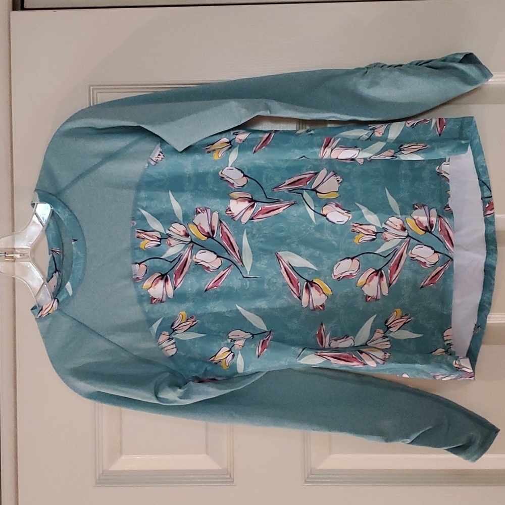 Calia by Carrie Underwood Rash Guard Shirt sz S